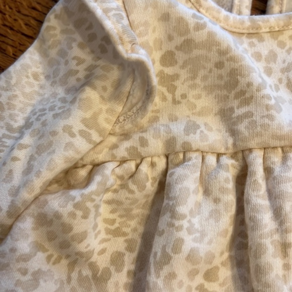 COTTON SETS OF RUFFLE TOPS AND BLOOMERS - SIZE 3-6M - Picture 4 of 5